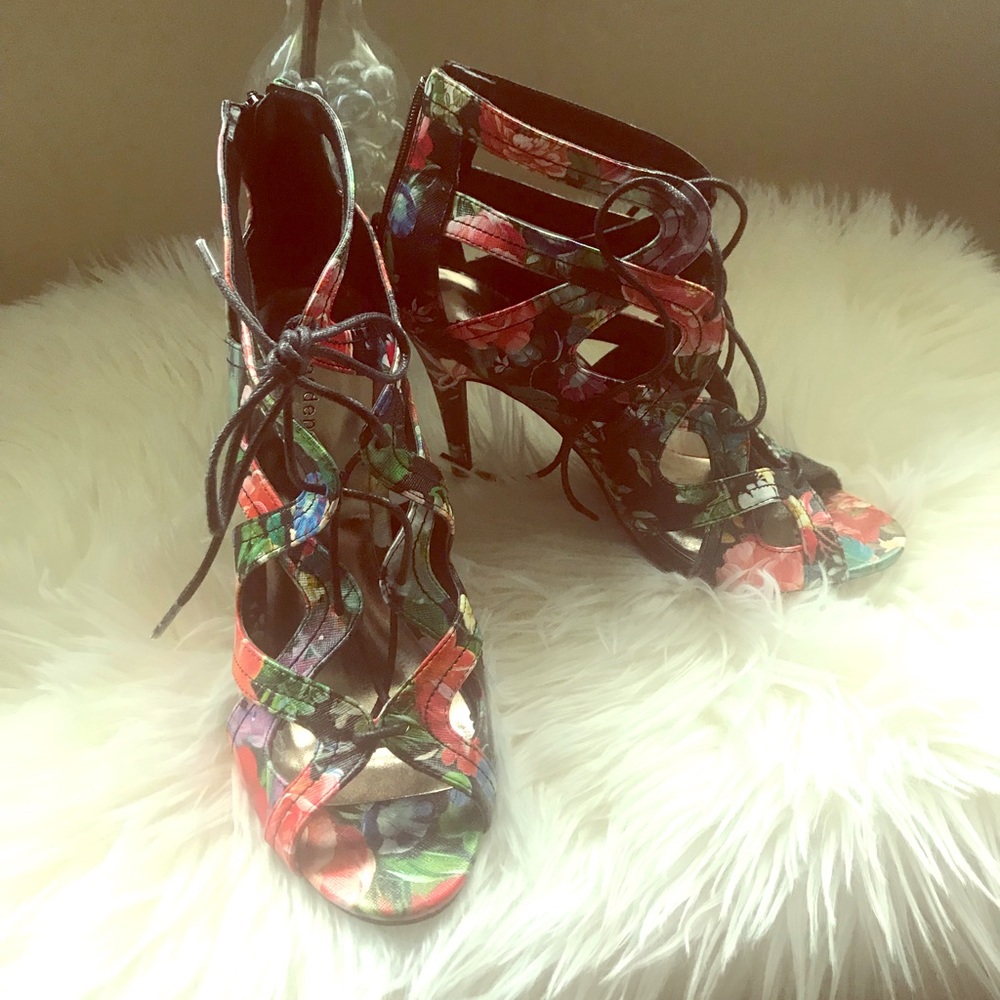 Multi colored tie up heels